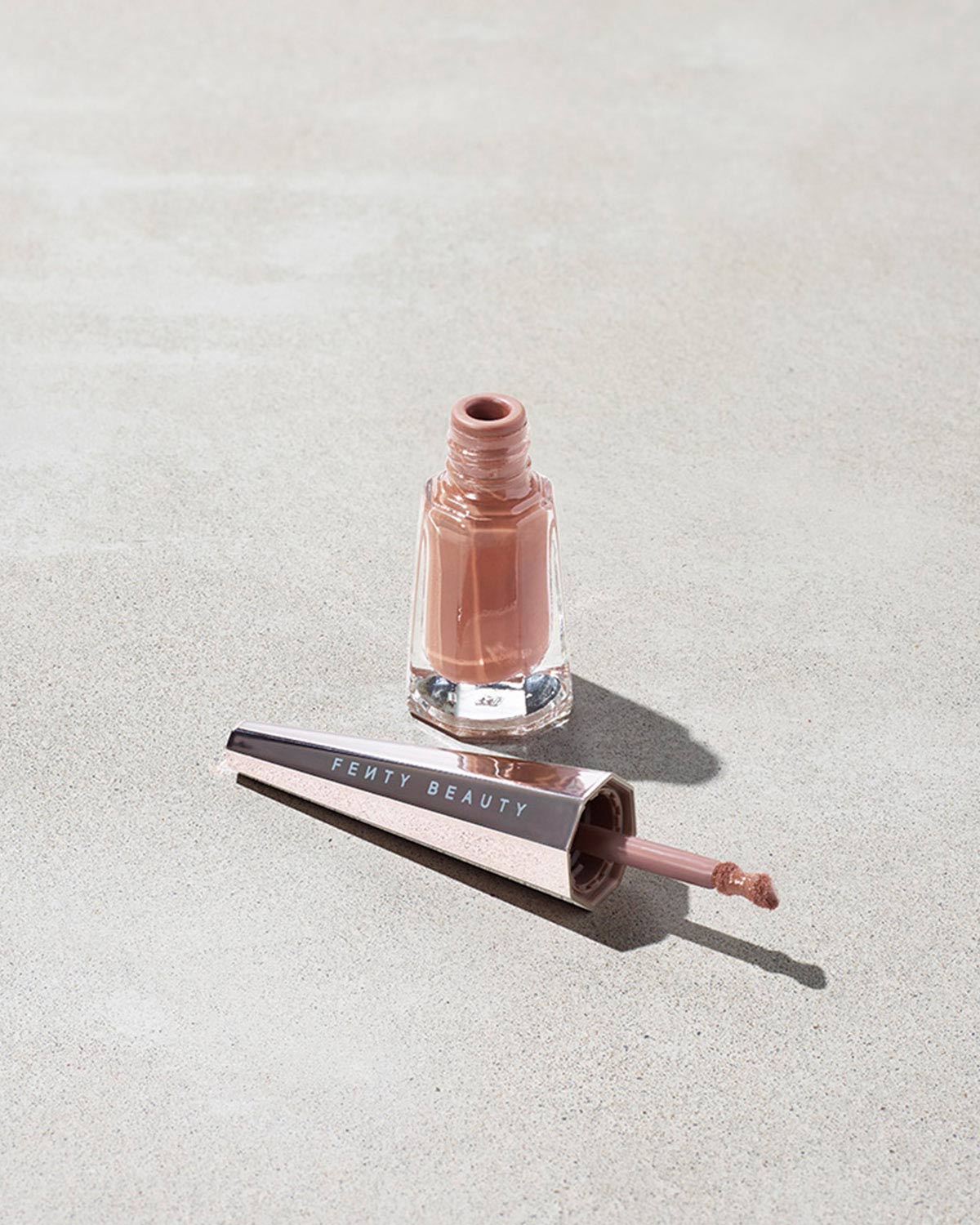 STUNNA LIP PAINT LONGWEAR FLUID LIP COLOR, Unbutton