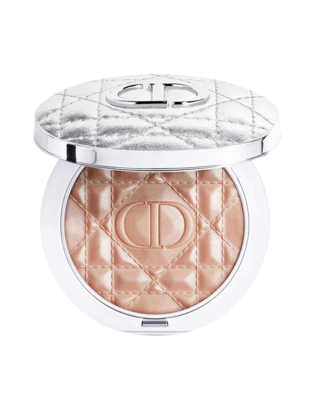 DIOR Forever Glow Luminizer: Radiant Face Highlighter, illuminating skin, image 1 of 10.