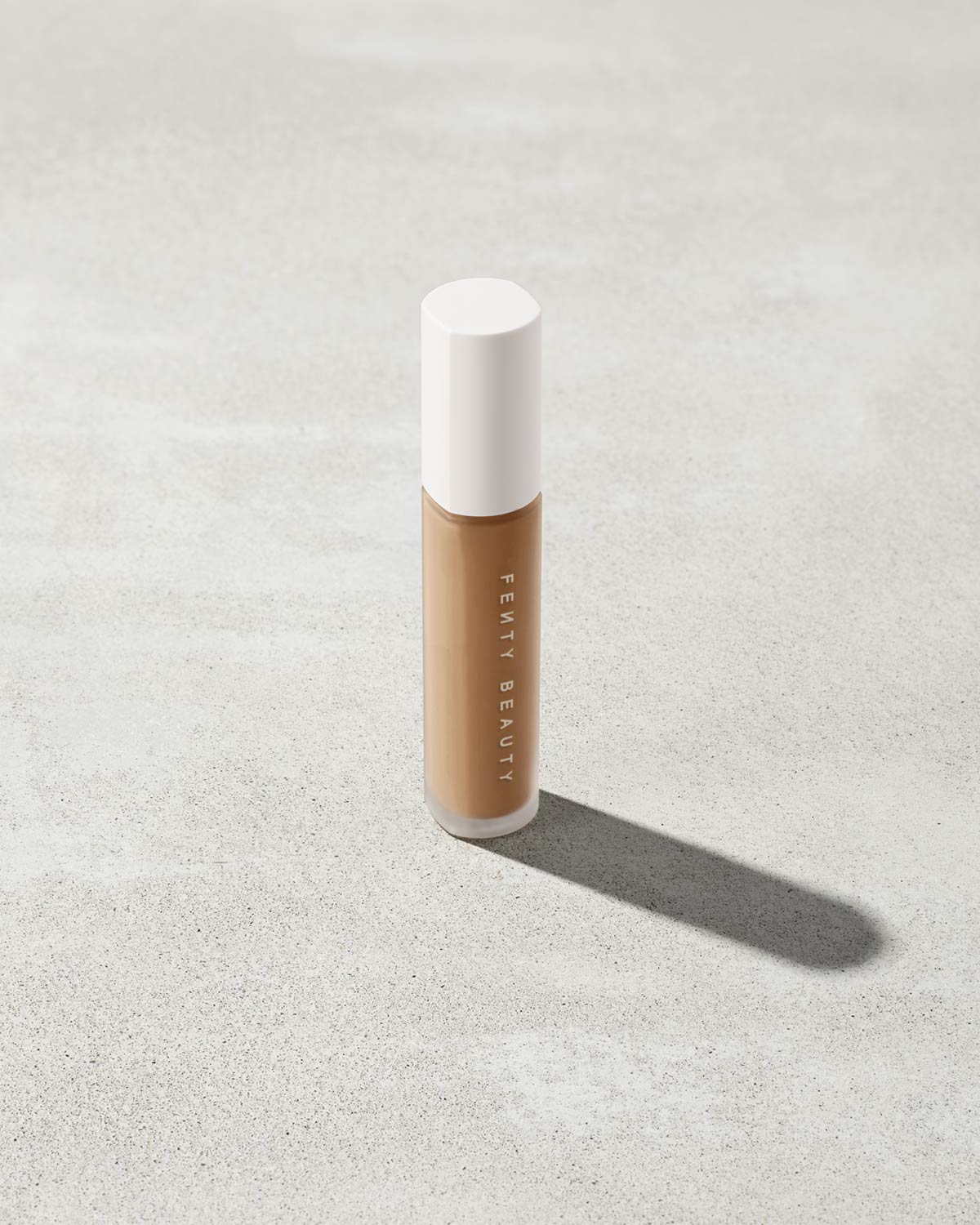 Pro Filt'r Instant Retouch Concealer closed shown in shade 340