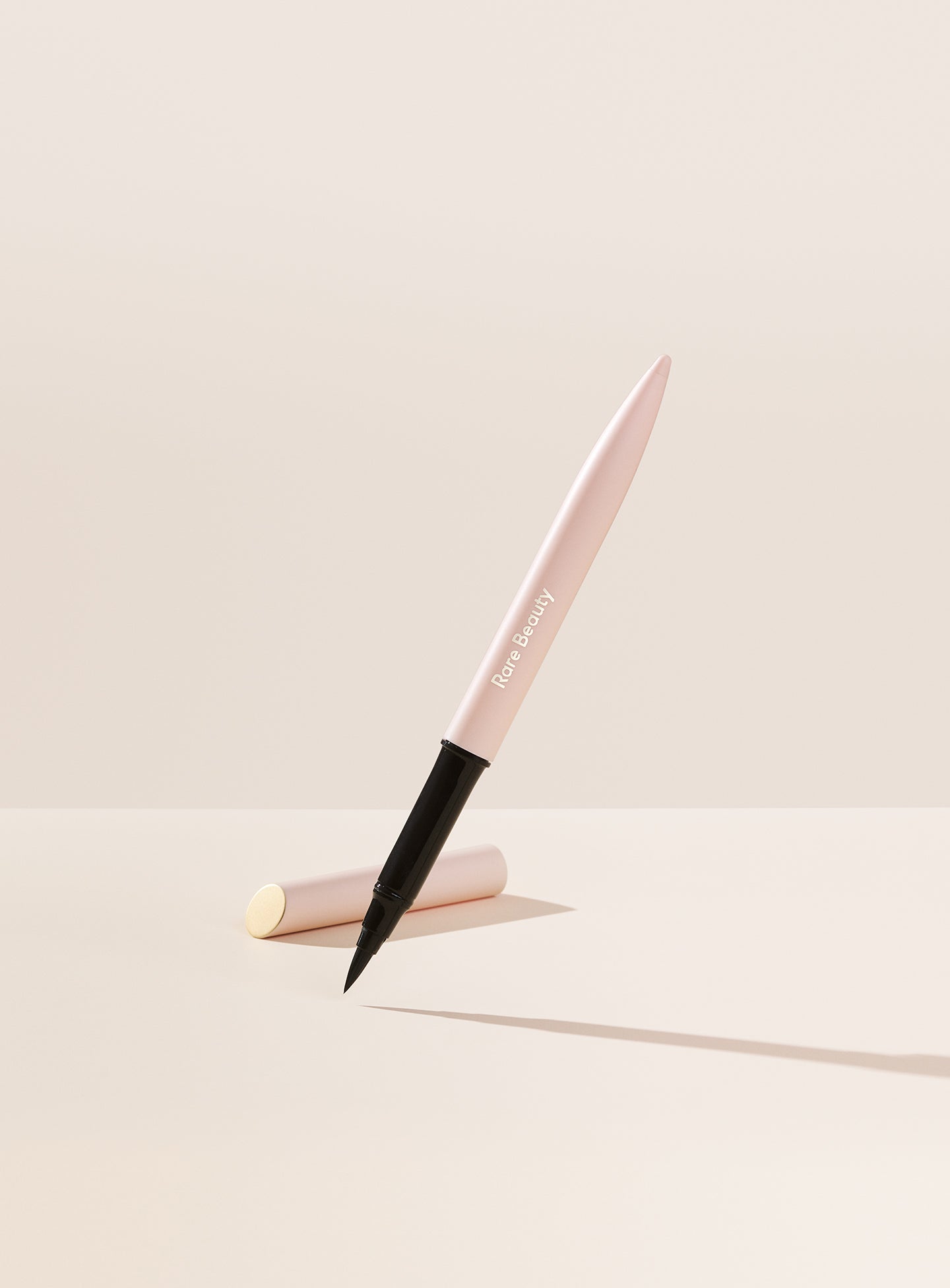 rare beauty Perfect Strokes Matte Liquid Liner - Black