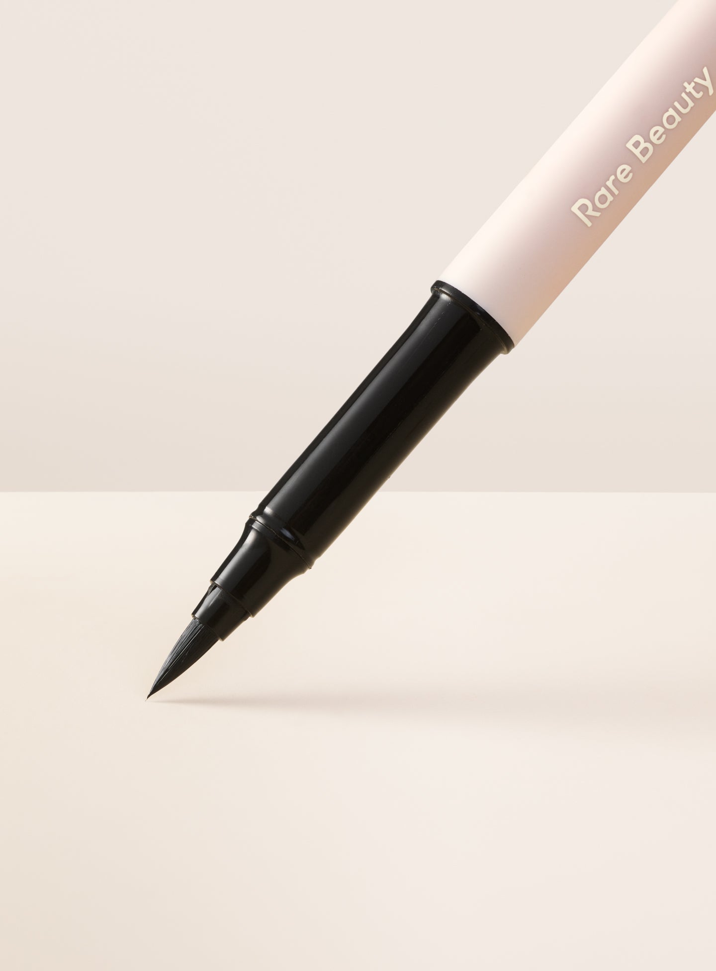 rare beauty Perfect Strokes Matte Liquid Liner - Black