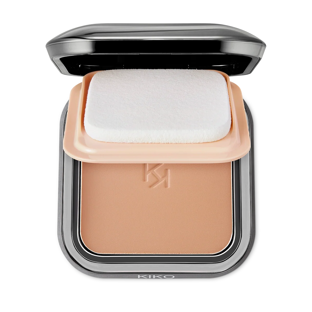 Weightless powder foundation for flawless wet or dry application, shade 21 of 33.