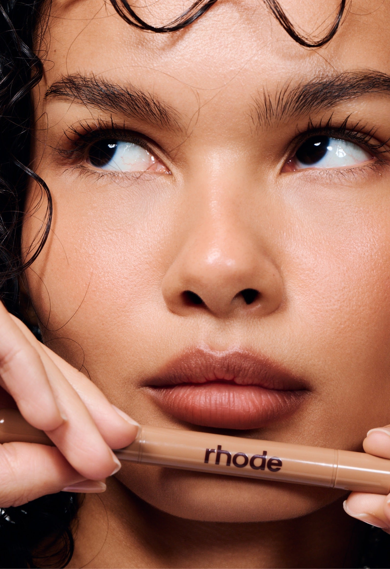 model wearing peptide lip shape in lean