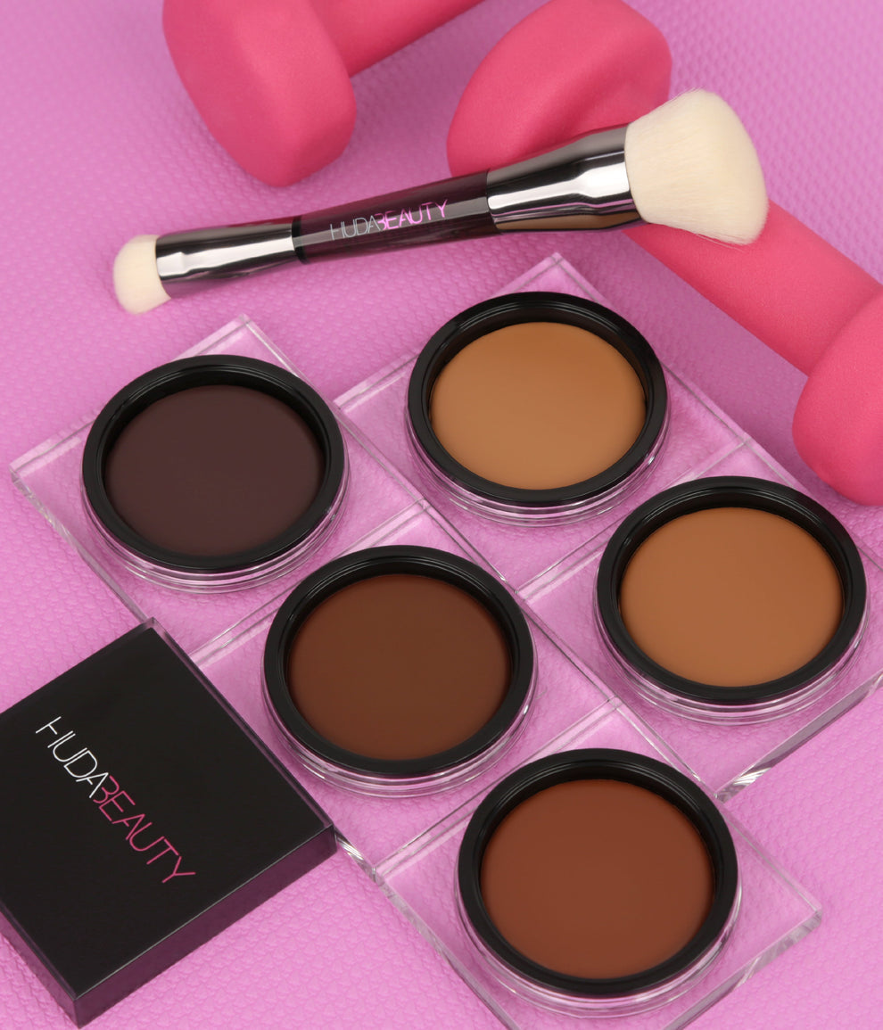 Light shade cream contour and bronzer, 11g. Image 3 of 3.