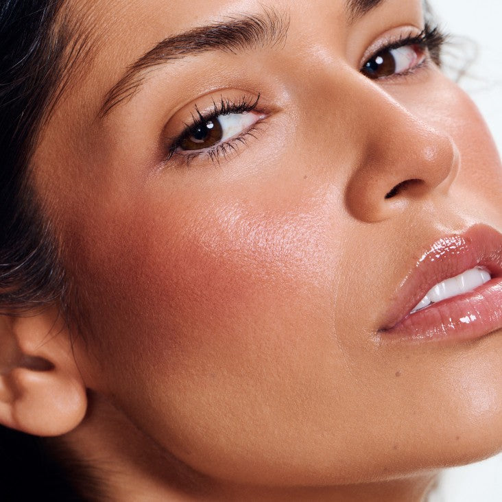 model wearing pocket blush in toasted teddy